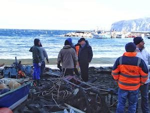 sindaco-cuomo-danni-mareggiata-marina-grande-sorrento