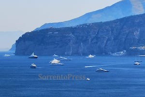 maxi-yacht-sorrento-2