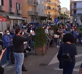 manifestazione-housing-sociale-sant'agnello-71120