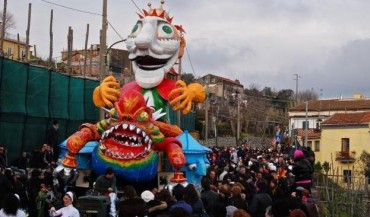 Carnevale “low cost” a Termini, senza carri allegorici