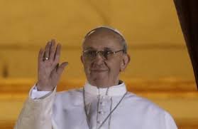 Il nuovo Papa è l’arcivescovo di Buenos Aires, Jorge Mario Bergoglio, che prende il nome di Francesco