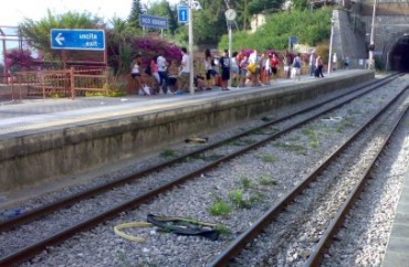 Rapinatore inseguito ed arrestato dai carabinieri nel tunnel della Circumvesuviana