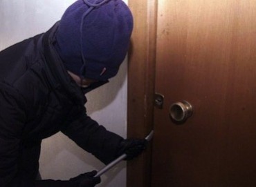 Arresti per furti in abitazione a Massa Lubrense