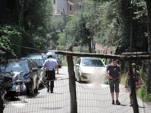 Parcheggio della “Pignatella” chiuso, bagnanti delusi dopo il primo weekend di sole