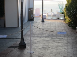 Festa privata e terrazza della “Marinella” chiusa