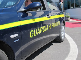 Controlli anti Covid della Guardia di Finanza in provincia di Napoli