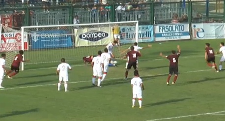 Aversa-azione-gol