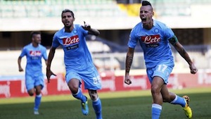 Napoli a valanga sul Chievo, Hamsik ancora una doppietta