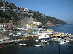 Maltempo, divieto di balneazione per Marina Grande a Sorrento