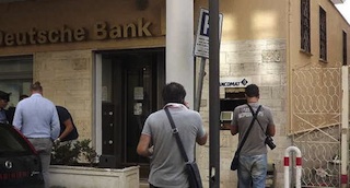 Un bottino da 40mila euro per il colpo alla Deutsche Bank di Sant’Agata