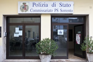 Cambio della guardia alla guida del commissariato di Sorrento