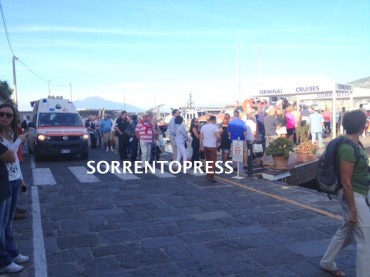 Passeggero ha un malore su una nave da crociera, intervengono i medici del 118 di Sorrento