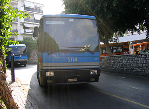 La Sita cambia gli orari degli autobus in penisola