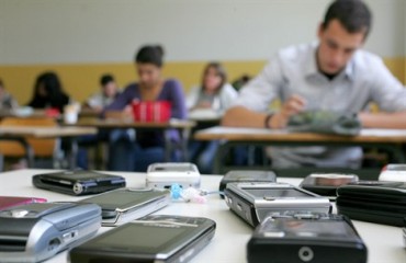 Un’app per bloccare i telefonini nelle scuole: nata in Corea presto potrebbe arrivare anche in Italia