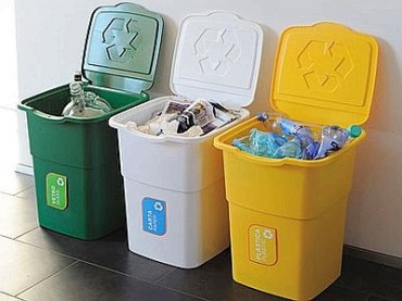 Covid, cambia il sistema di raccolta dei rifiuti