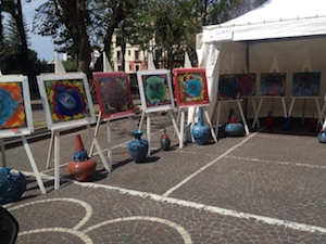 Una piazza Lauro immersa nell’arte grazie al “Sorrento Ceramic Festival”