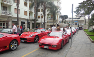 Un pomeriggio rosso Ferrari a Sant’Agnello