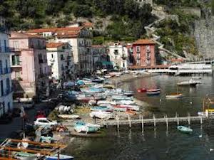 Raccolta di materiali ingombranti ai borghi dei pescatori di Sorrento