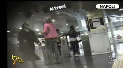 Telecamere nelle stazioni di Napoli, Roma e Milano: “Striscia la notizia” filma  “I furbetti” -Guarda Video-