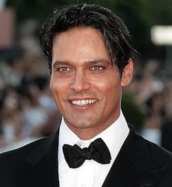 Stasera Gabriel Garko a Vico Equense per il “Social film festival”