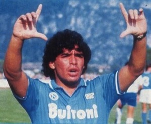 Trent’anni fa il Napoli acquistava Diego Armando Maradona