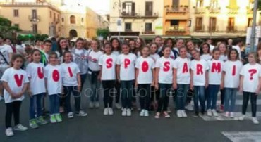 Richiesta di matrimonio con flash mob a Sorrento -Guarda Video-