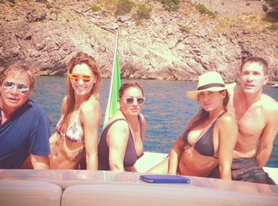 Bagno in Costiera per Elisabetta Canalis