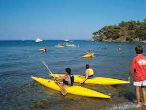 A Sorrento i corsi di canoa per bambini