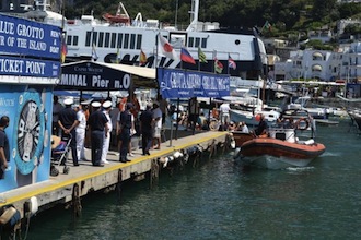 Nuovo blitz della guardia costiera nel porto di Capri