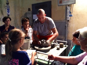 Un corso di ceramica per i bambini di Sorrento