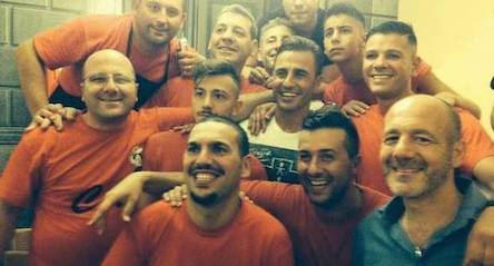 Quartieri Spagnoli, grande festa nella trattoria “Nennella” per i 41 anni di Fabio Cannavaro