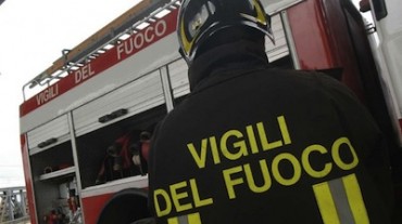 Supponta negata, incendia 2 auto nel Napoletano