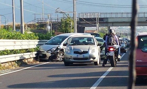 Incidente all’altezza di Castellammare: cinque auto coinvolte