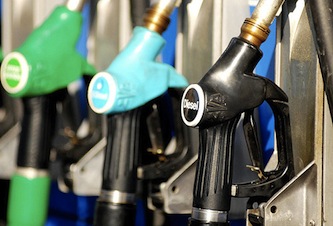 Meta, il Comune chiude la pompa di benzina: “Non è sicura”