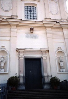 Chiusura chiesa Santa Teresa di Piano di Sorrento. I carmelitani: Nulla di deciso