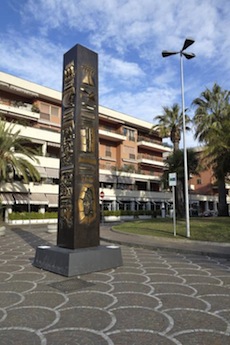 A Sorrento l’arte di “Arnaldo Pomodoro. Rive dei mari”