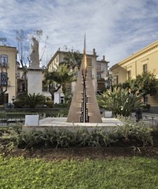 A Sorrento l’arte di “Arnaldo Pomodoro. Rive dei mari”