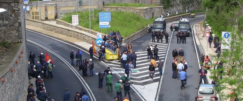 Gli operai Fincantieri minacciano di bloccare la Sorrentina