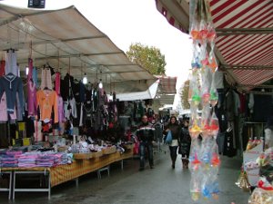 Domani si recupera la giornata di mercato a Sorrento