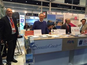 Il sindaco Cuomo allo stand di Sorrento al World Travel Market