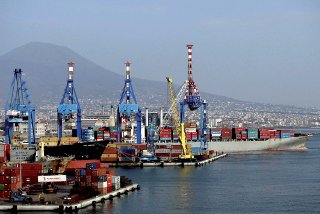 La Msc controlla il 90% del traffico merci al porto di Napoli