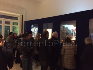 Eccezionale esordio della mostra di presepi a Villa Fiorentino