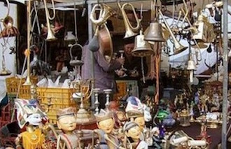 In piazza Lauro torna la Fiera dell’antiquariato