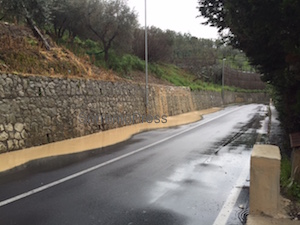 Colata di fango a Sorrento, paura per gli automobilisti – video –