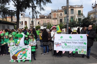 I bambini di Sorrento sfilano per San Patrizio – fotogallery –