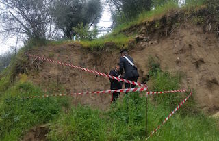 Giallo per i resti umani rinvenuti in una cavità a Sorrento