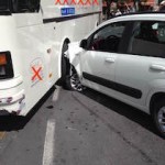 incidente-bus-via-degli-aranci