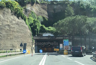 Questa notte chiude il tunnel Seiano-Pozzano