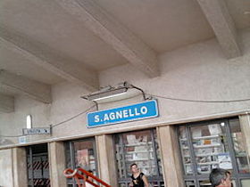 Lavori alla stazione di Sant’Agnello, chiude una parte del marciapiedi