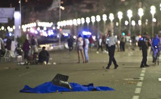 Il cordoglio di Sorrento per la strage nella città gemellata di Nizza